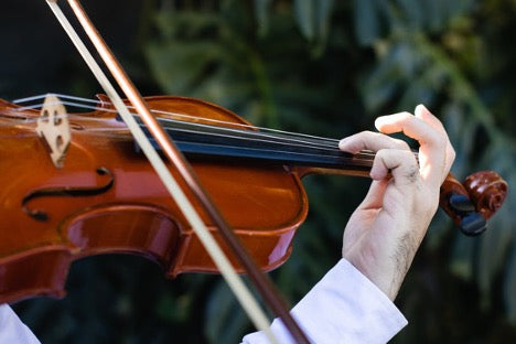 Benefits of Music Therapy for Seniors in Assisted Living